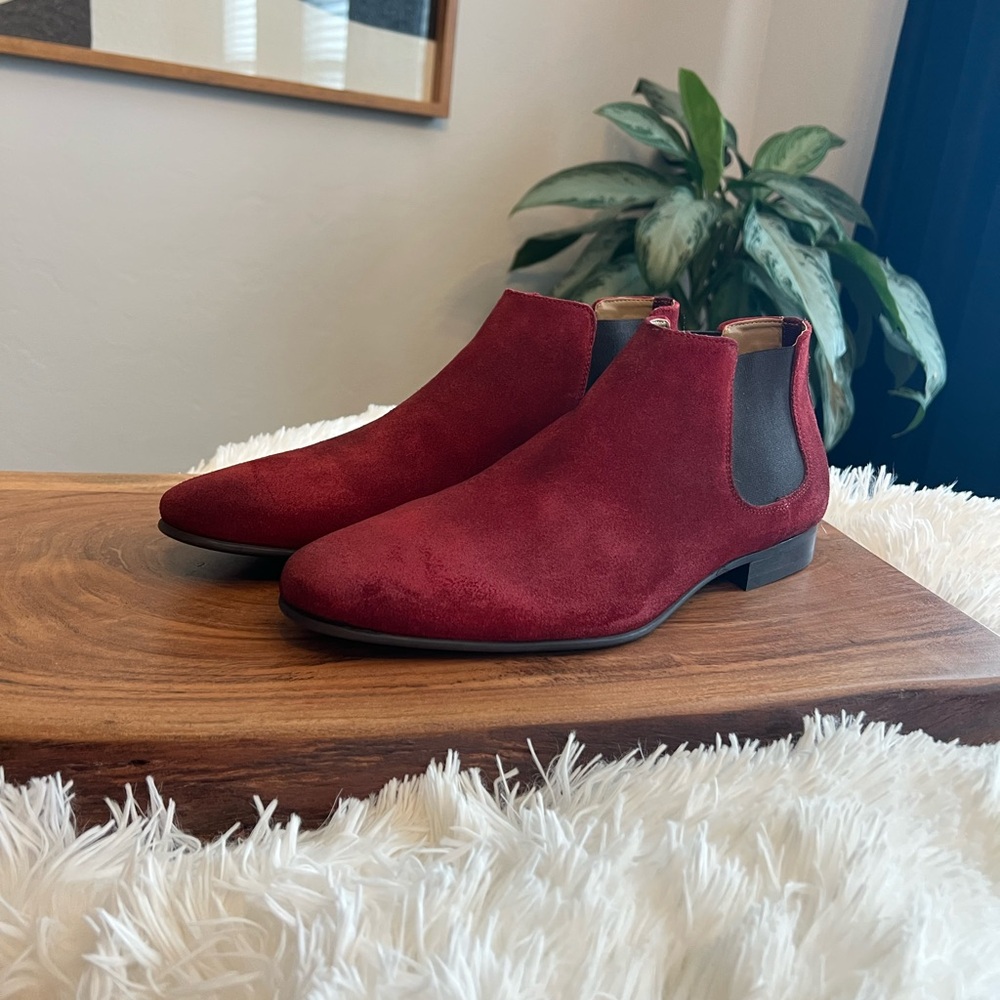NWT Aldo Suede Red and Black Chelsea Boots